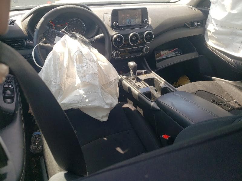 2024 NISSAN SENTRA S 8