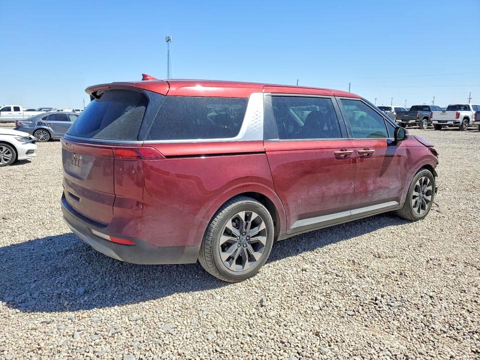 2022 KIA CARNIVAL EX 3
