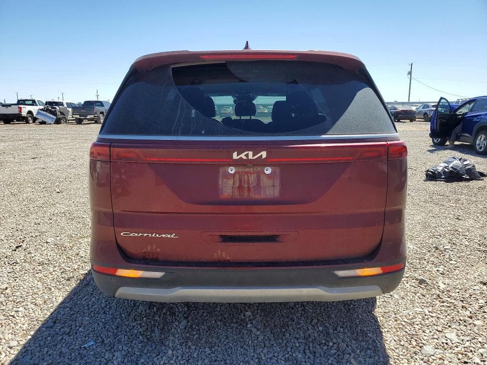 2022 KIA CARNIVAL EX 6
