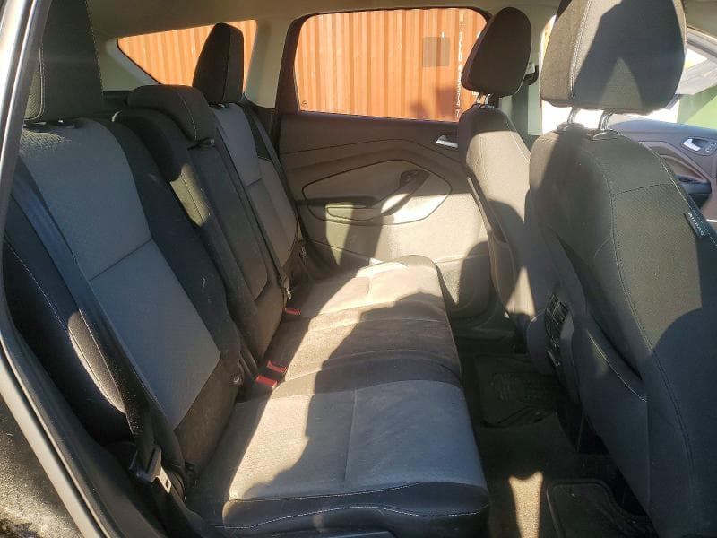 2017 FORD ESCAPE SE SE 11
