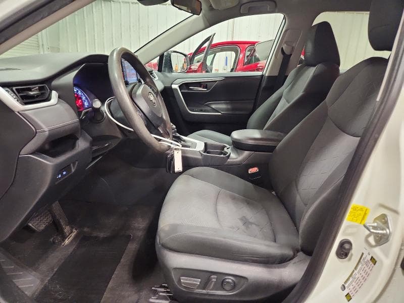 2020 TOYOTA RAV4 XLE 7