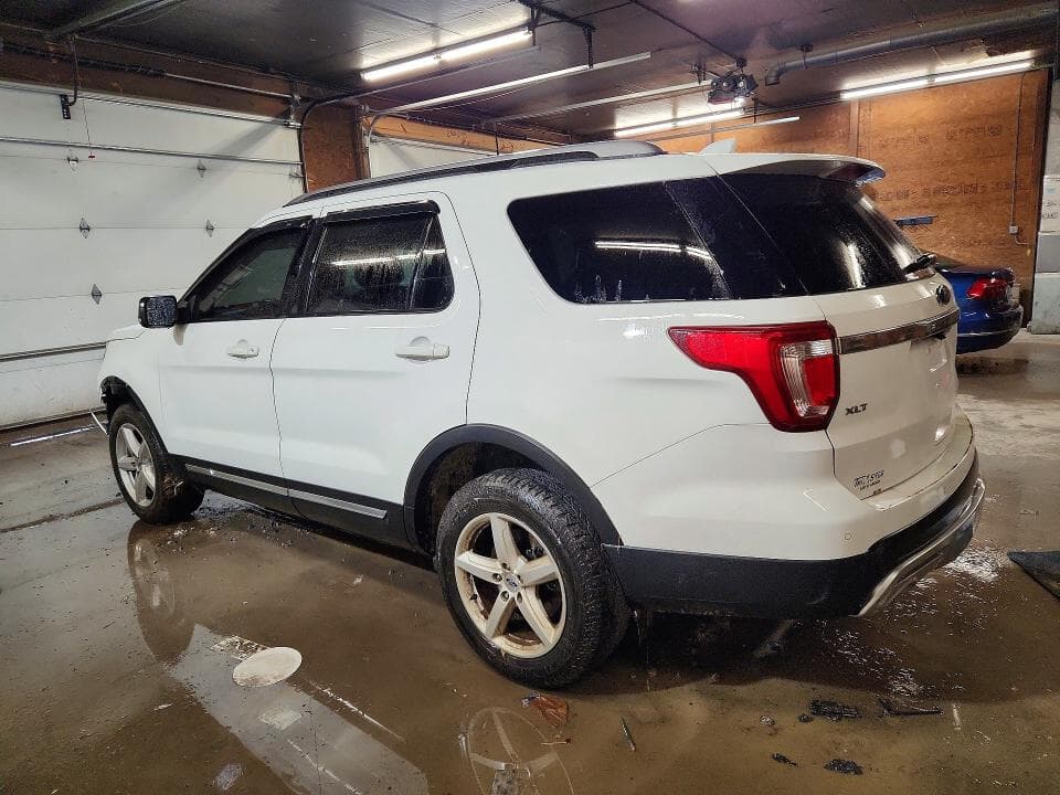 2017 FORD EXPLORER XLT 2