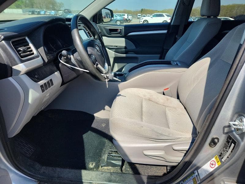 2017 TOYOTA HIGHLANDER LE LE 7