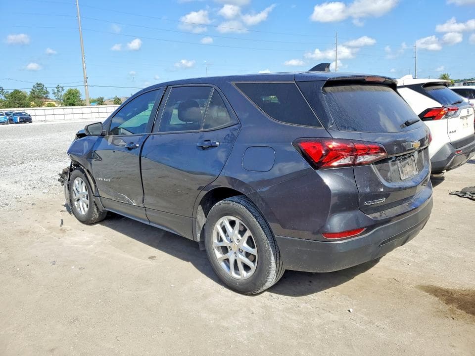 2022 CHEVROLET EQUINOX LS 2