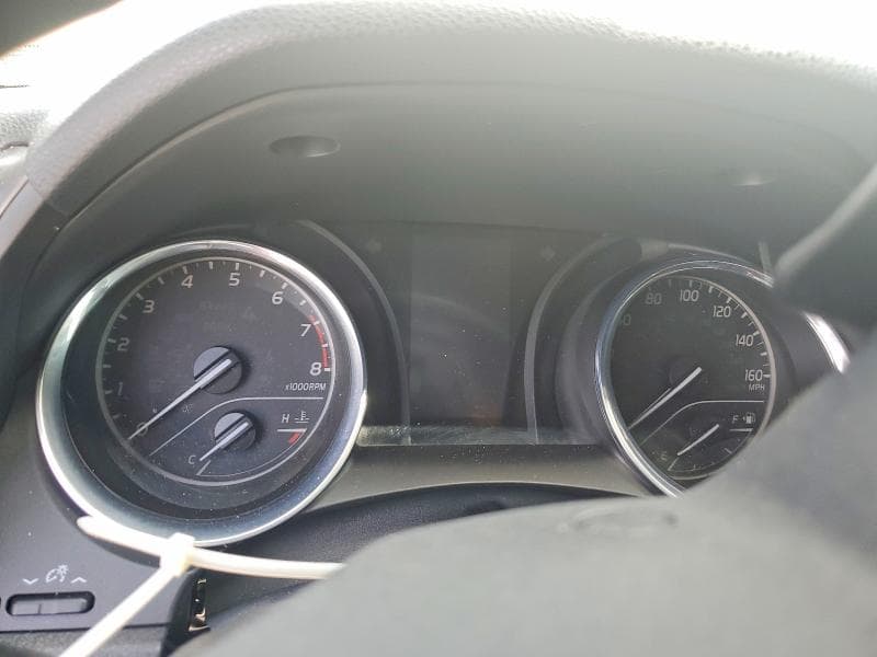 2019 TOYOTA CAMRY SE 9