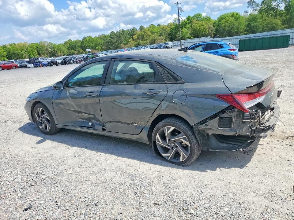 2025 HYUNDAI ELANTRA SEL SPORT 2