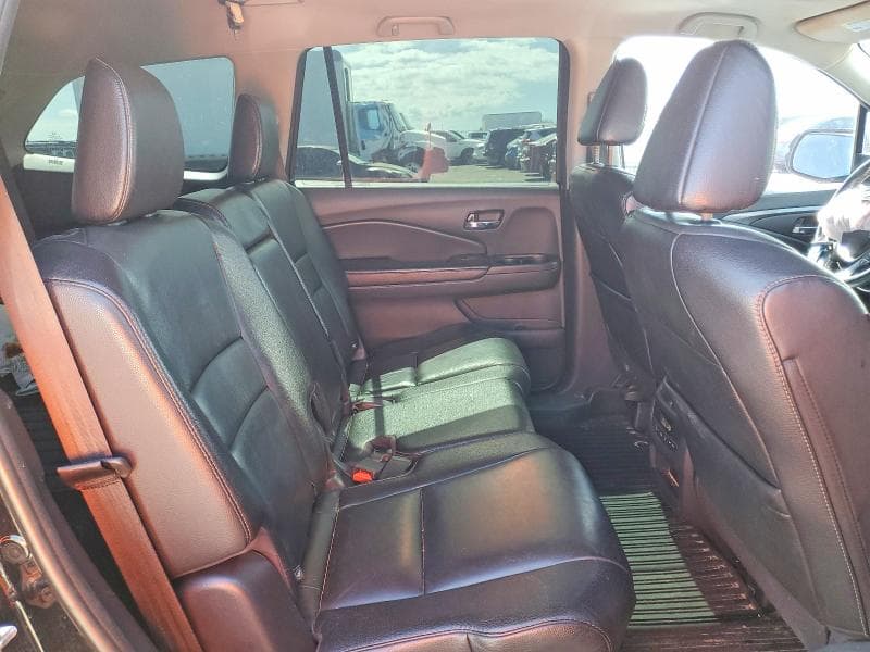 2016 HONDA PILOT EXL 11