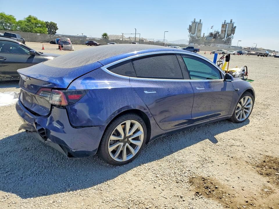 2018 TESLA MODEL 3 3