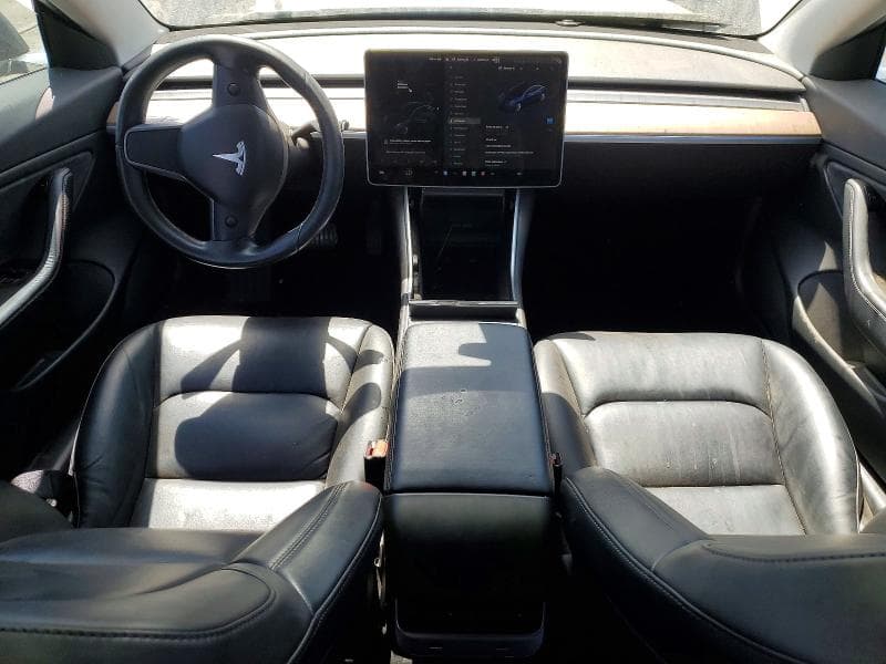 2018 TESLA MODEL 3 8