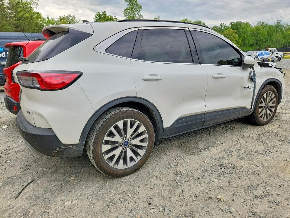 2022 FORD ESCAPE TITANIUM TITANIUM 3