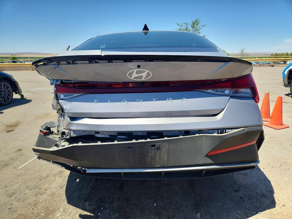 2025 HYUNDAI ELANTRA SEL SPORT SEL SPORT 7