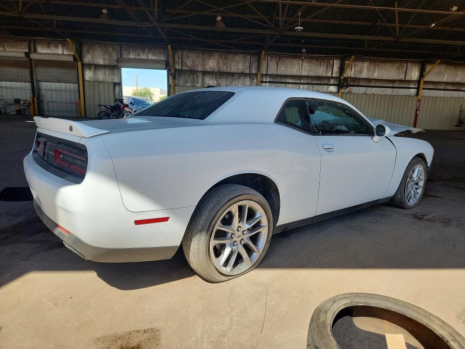 2022 DODGE CHALLENGER GT 3