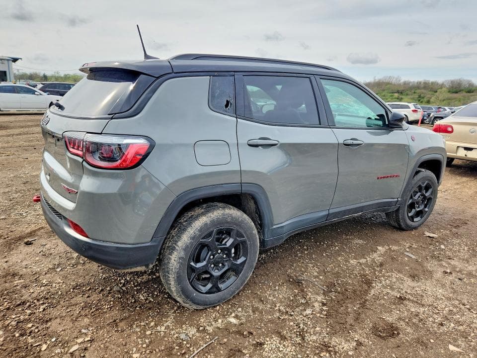 2024 JEEP COMPASS TRAILHAWK 3