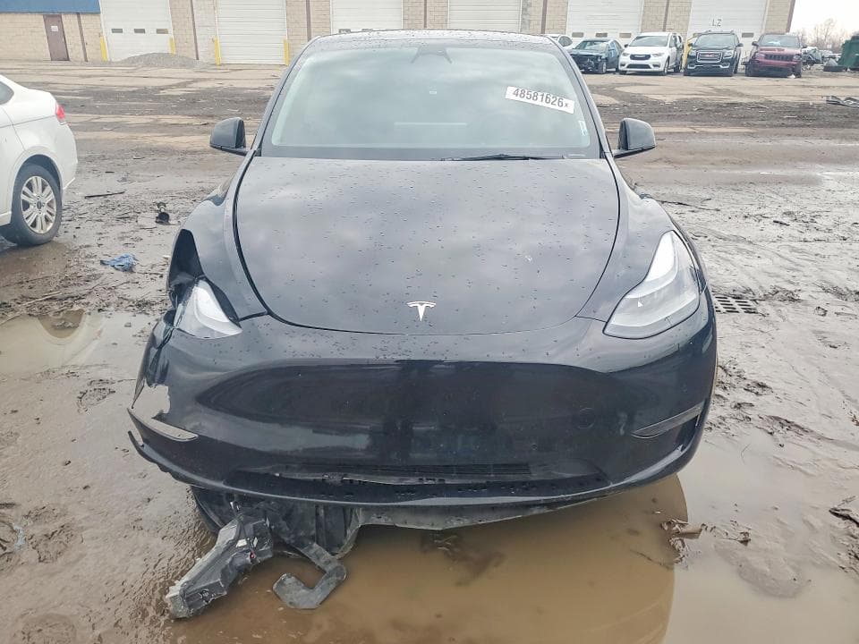 2022 TESLA MODEL Y 5