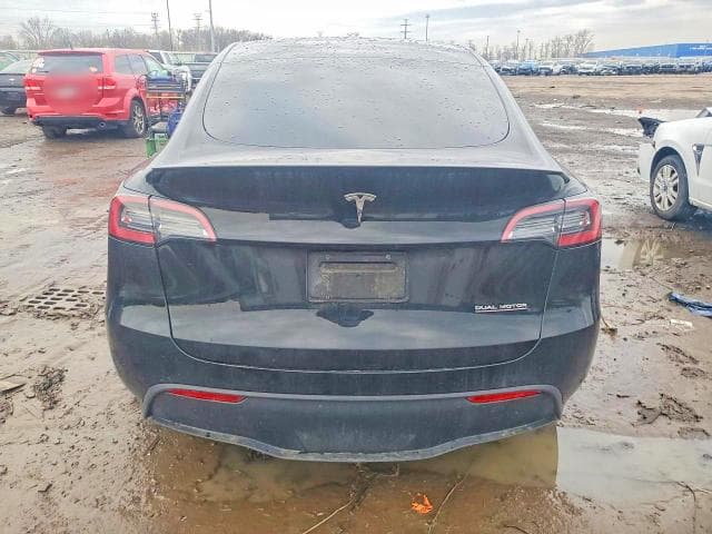 2022 TESLA MODEL Y 6