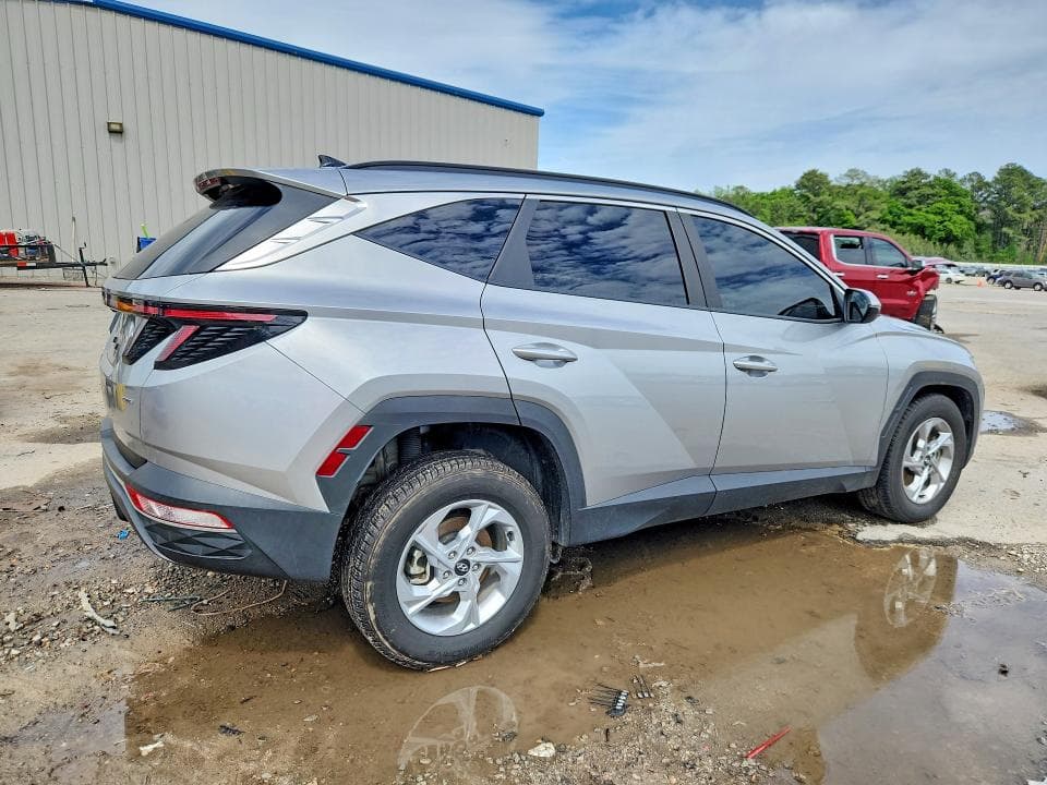 2023 HYUNDAI TUCSON SEL 3
