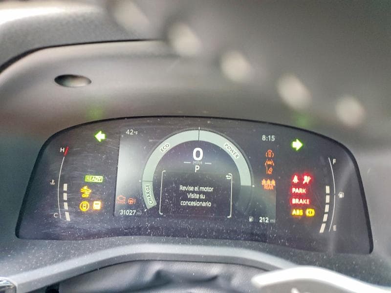 2025 TOYOTA CAMRY SE 9