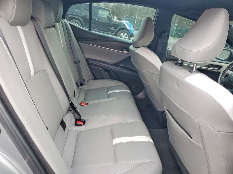 2025 TOYOTA CAMRY SE 10