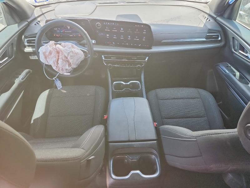 2025 CHEVROLET TRAVERSE LT LT 8