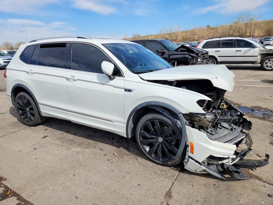 2020 VOLKSWAGEN TIGUAN SEL PREMIUM R-LINE 4
