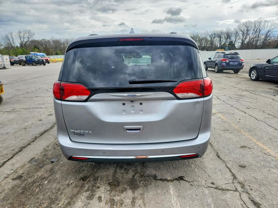 2018 CHRYSLER PACIFICA TOURING L PLUS 6