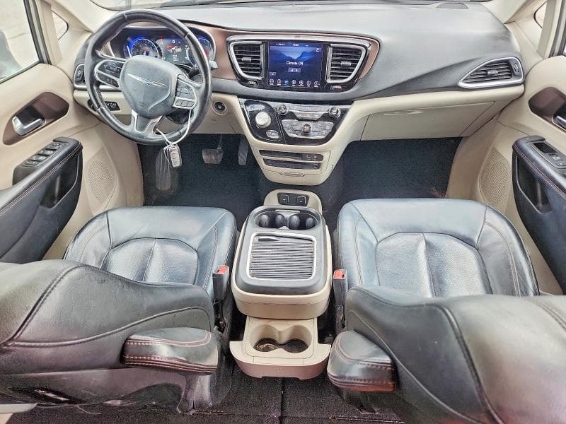 2018 CHRYSLER PACIFICA TOURING L PLUS 8