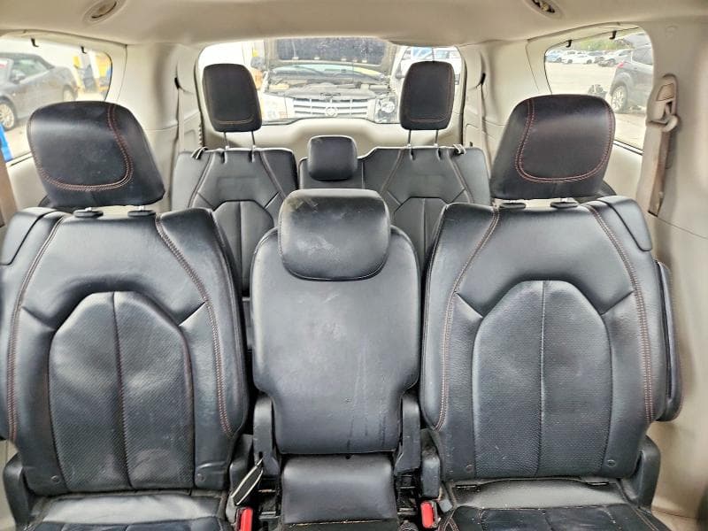 2018 CHRYSLER PACIFICA TOURING L PLUS 10