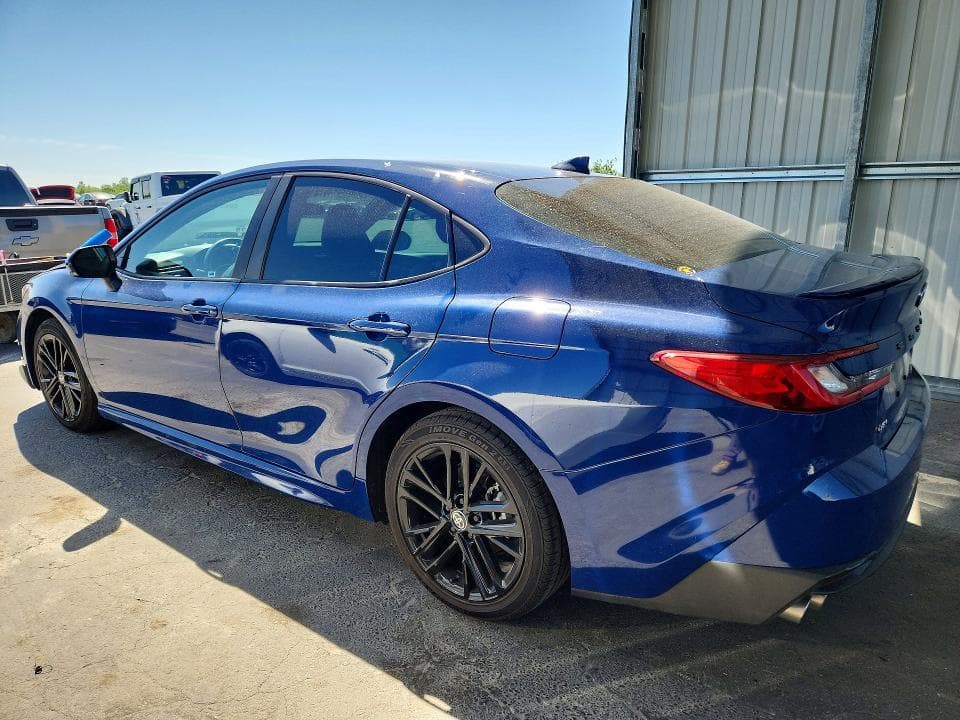 2025 TOYOTA CAMRY SE 2