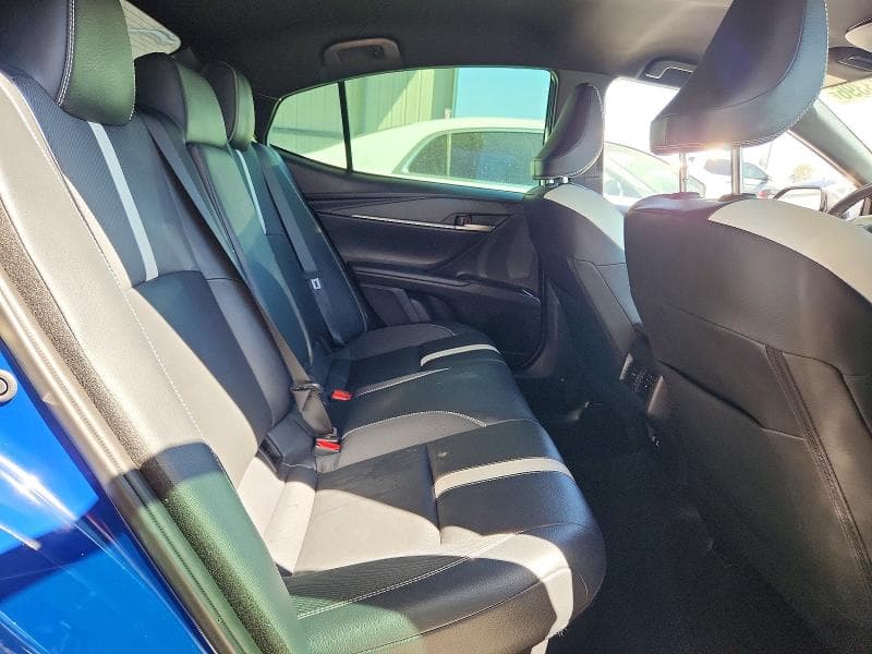 2025 TOYOTA CAMRY SE 10