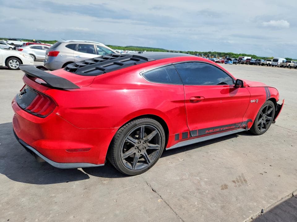 2019 FORD MUSTANG 4