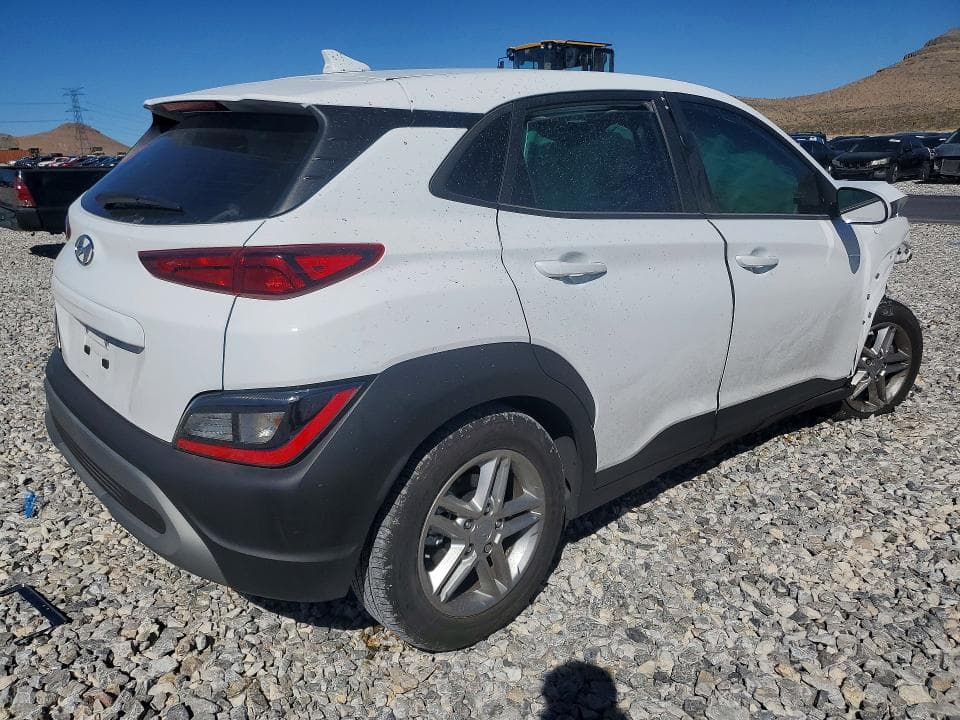 2022 HYUNDAI KONA SE SE 3
