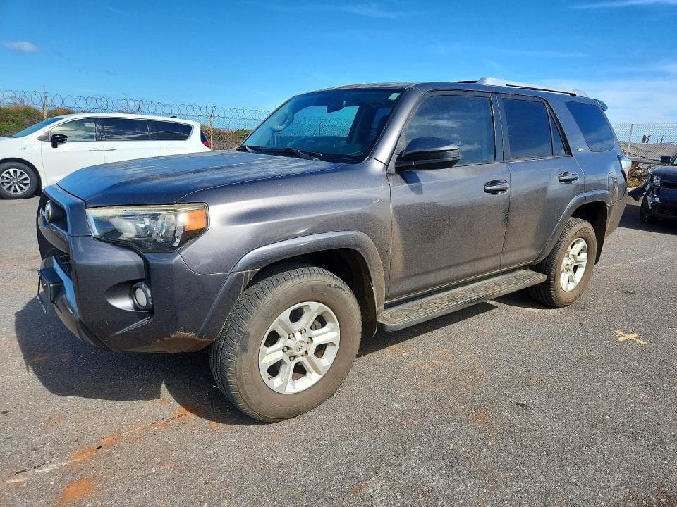 2017 TOYOTA 4RUNNER SR5