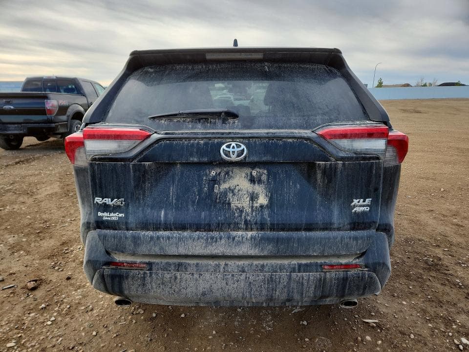 2021 TOYOTA RAV4 XLE PREMIUM XLE PREMIUM 6