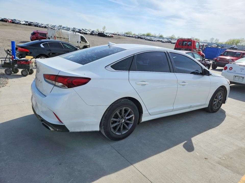2019 HYUNDAI SONATA SE 3