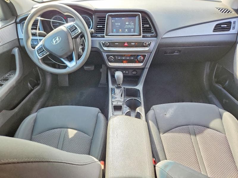 2019 HYUNDAI SONATA SE 8