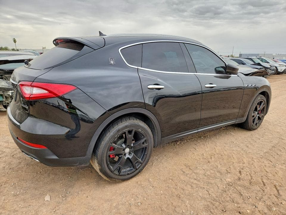 2017 MASERATI LEVANTE S 3