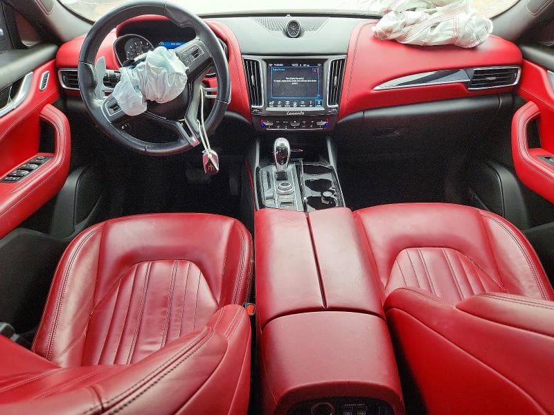 2017 MASERATI LEVANTE S 8