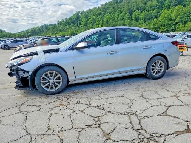 2019 HYUNDAI SONATA SE 1