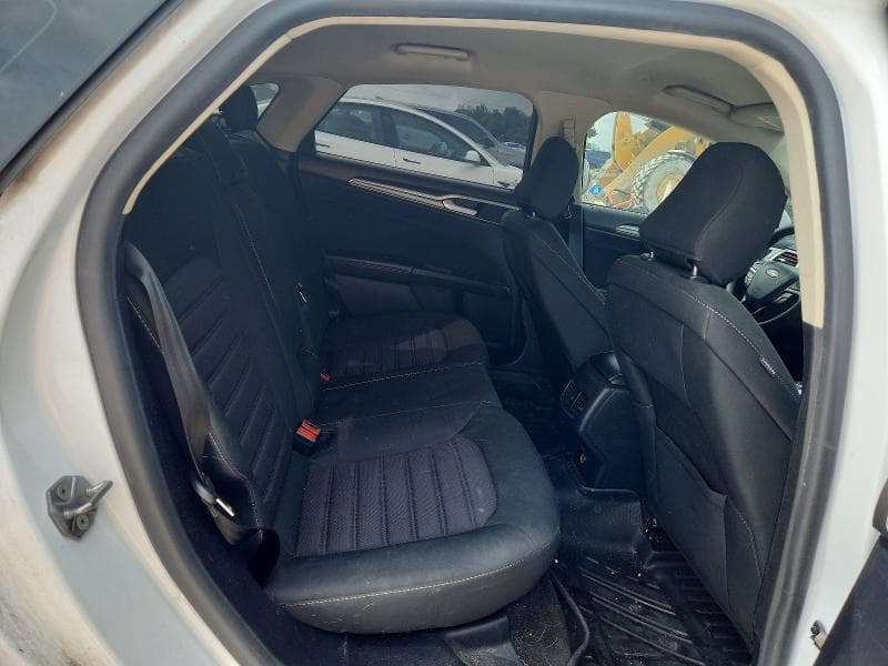 2020 FORD FUSION SE 10