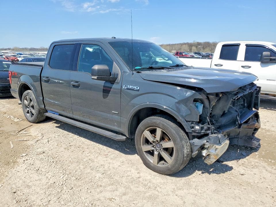 2017 FORD F150 SUPERCREW 4