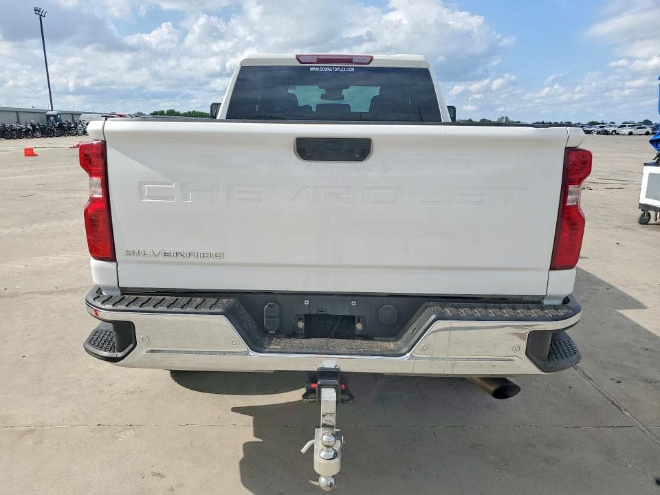 2024 CHEVROLET SILVERADO K2500 HEAVY DUTY 7