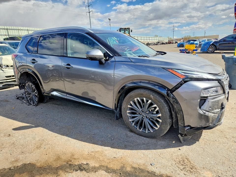 2024 NISSAN ROGUE PLATINUM 4