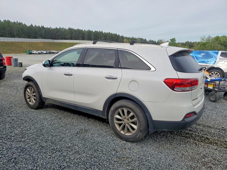 2018 KIA SORENTO LX 2