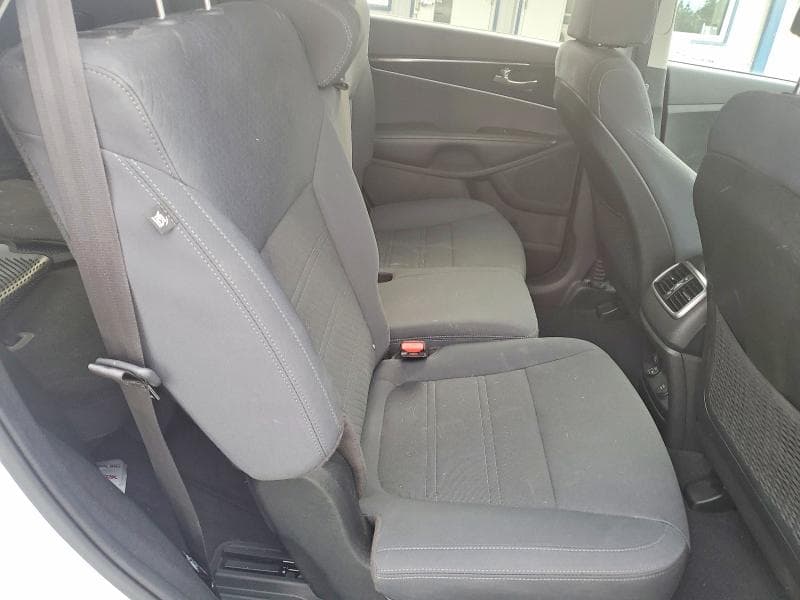 2018 KIA SORENTO LX 11