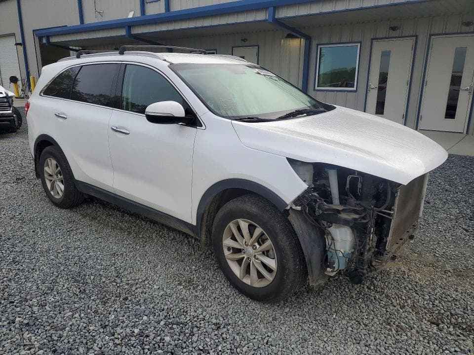 2018 KIA SORENTO LX 4