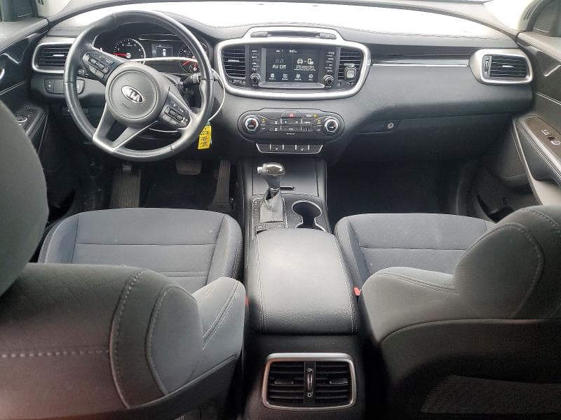 2018 KIA SORENTO LX 8