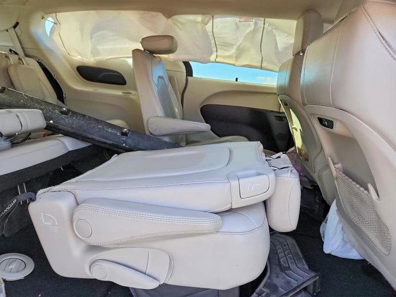 2021 CHRYSLER PACIFICA TOURING L TOURING L 11