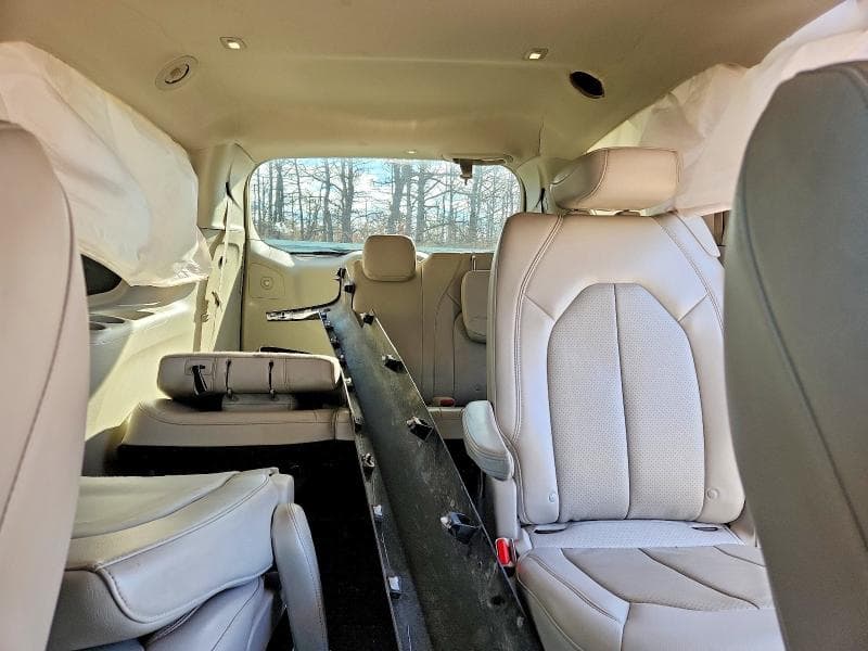 2021 CHRYSLER PACIFICA TOURING L TOURING L 10