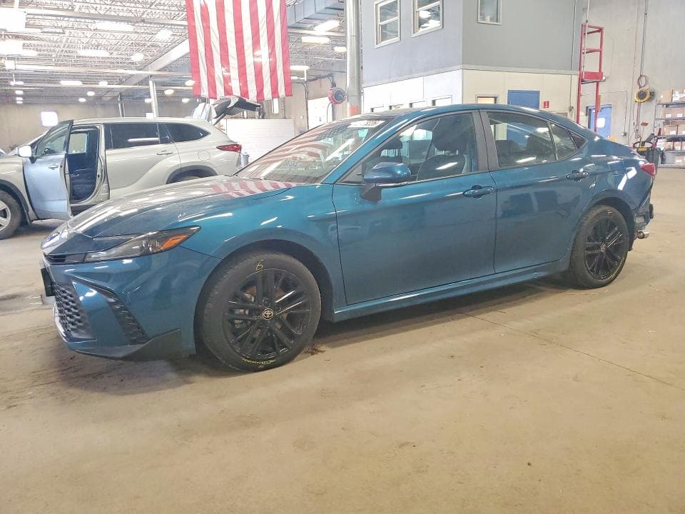 2025 TOYOTA CAMRY SE - 1