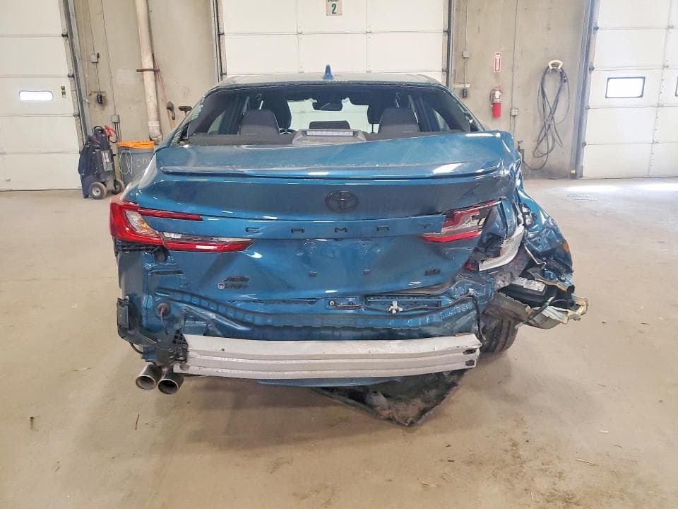 2025 TOYOTA CAMRY SE 6
